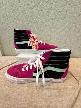 RARE Vans Sk8-Hi Sneakers VERY RARE Fuchsia, Black & Mint